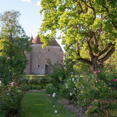 Chateau D'Ainay-Le-Vieil ภายนอก รูปภาพ